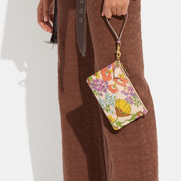 🌸 Coach Small Wristlet With Floral Print Polished pebble leather - Picture 5 of 12